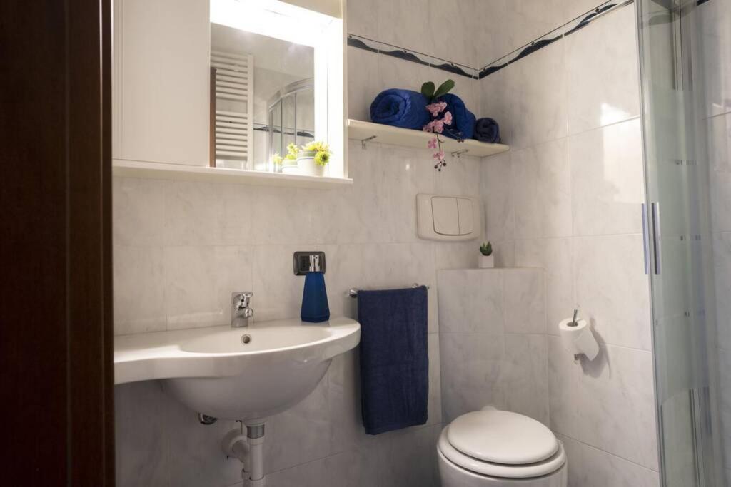 Appartement La Casa Di Anna à Côme Extérieur photo